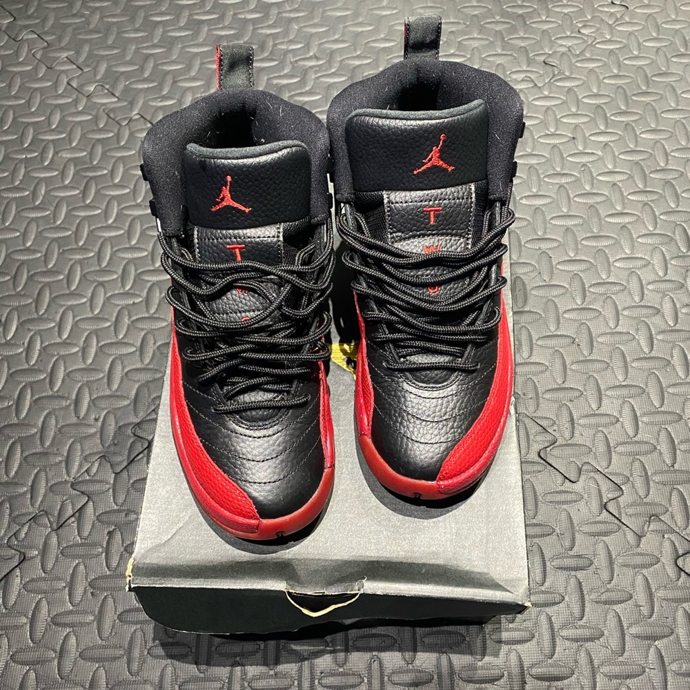 Jordan Retro 12 Flu Game